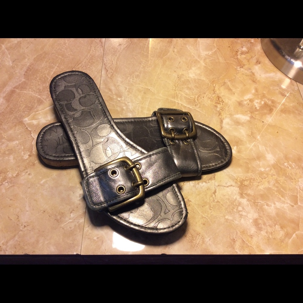 Authentic Coach Leather Signature Gray sandals